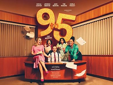 9 to 5 cast around a desk